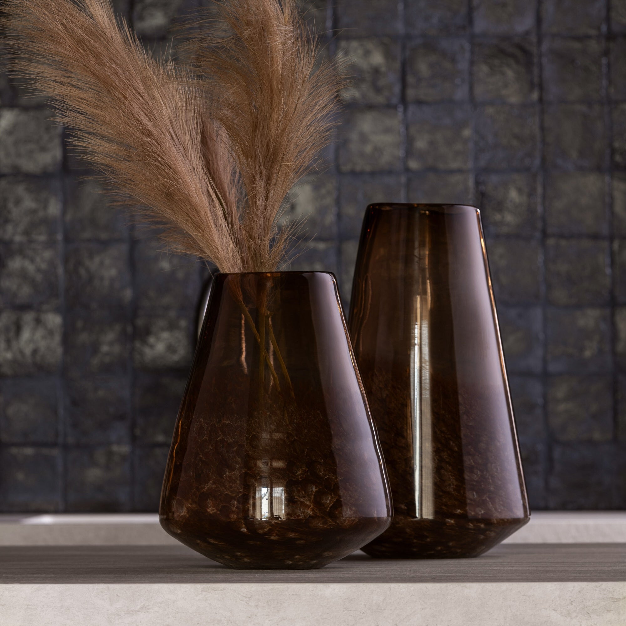 Donkerbruine Glazen Vaas Cone J-Line Set van 2
