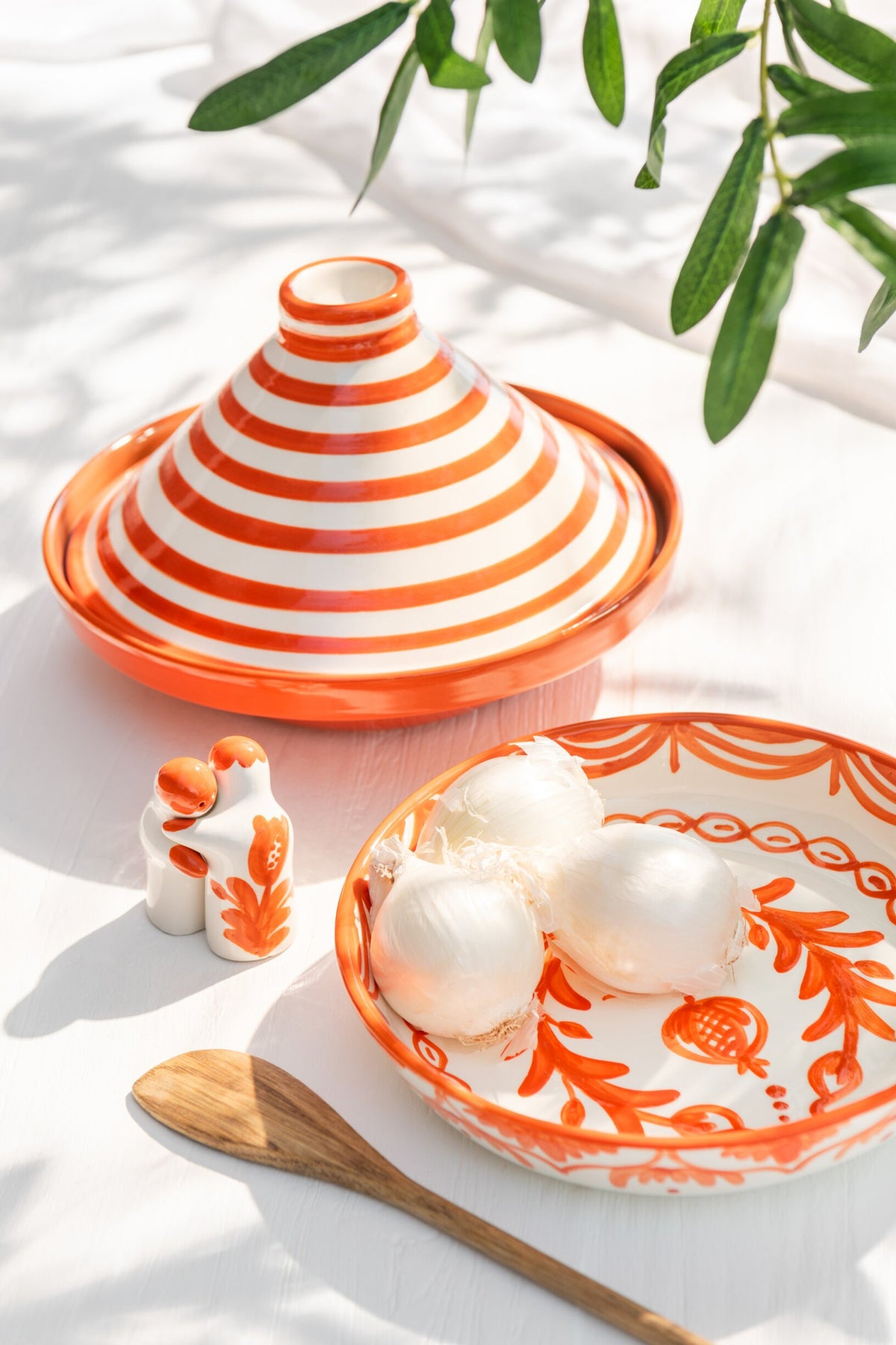 Grote Lage Kom Granada Motief Oranje/Wit Keramiek J-Line