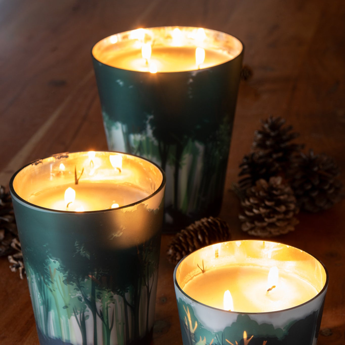 Geurkaars Noa Forest Large 95 uur J-Line