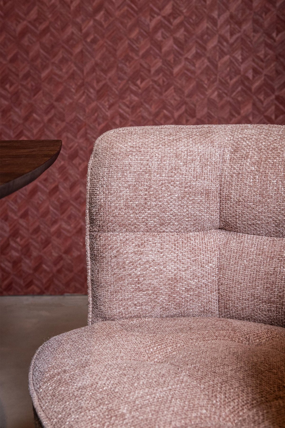 Odin Pink Esszimmerstuhl Legacy 14 Flamingo schwarzes Bein PTMD