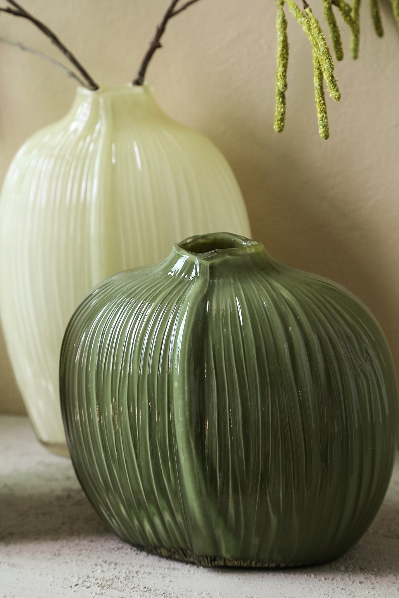 Vaas Jalisia Olijf Glas Ovaal Ribbel Hoog PTMD