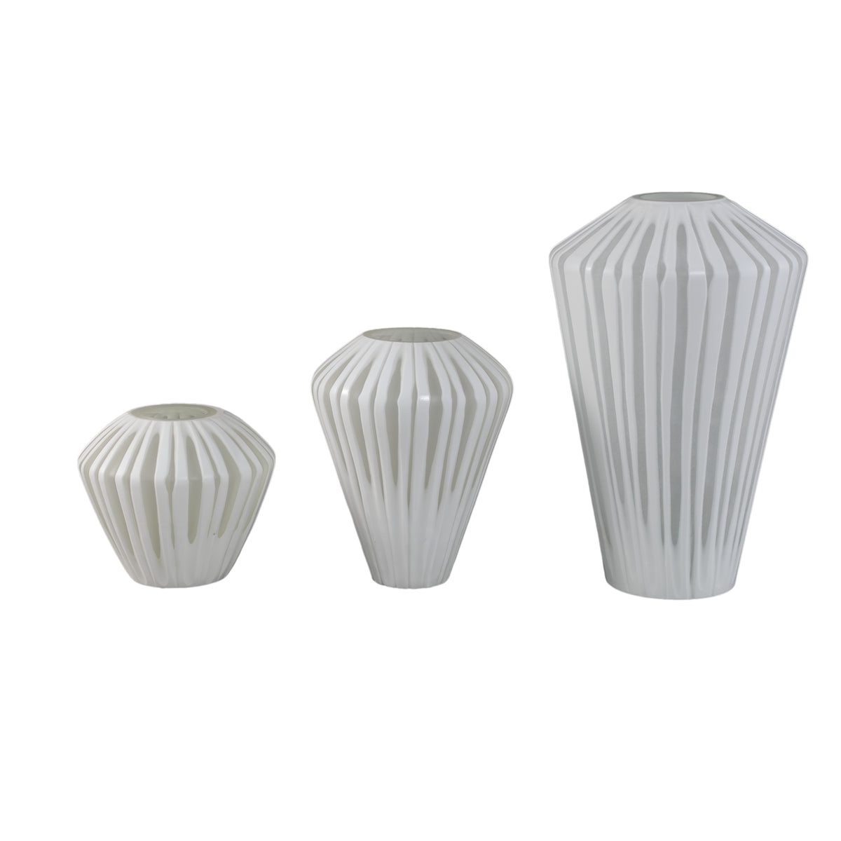 Ireka White Handcut Solid Glass Angular Round M PTMD