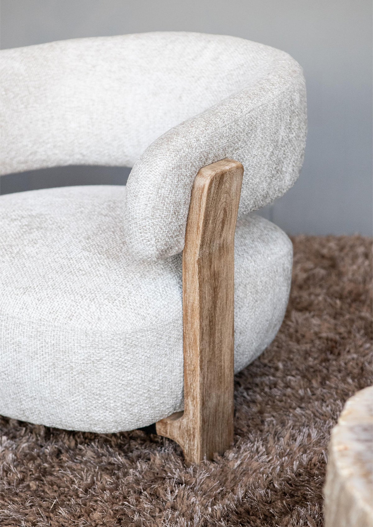 Mire Cream Sessel Legacy 15 Dove Kautschukholz PTMD