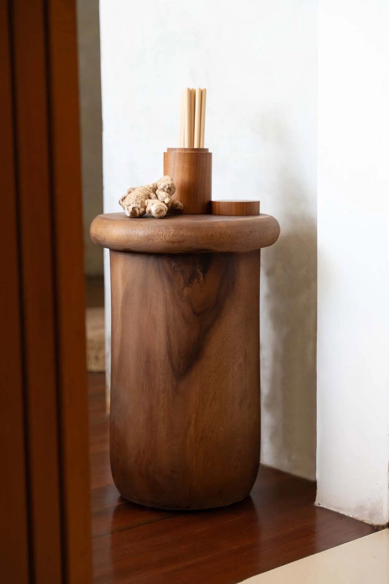 The Teak Root Jar - M