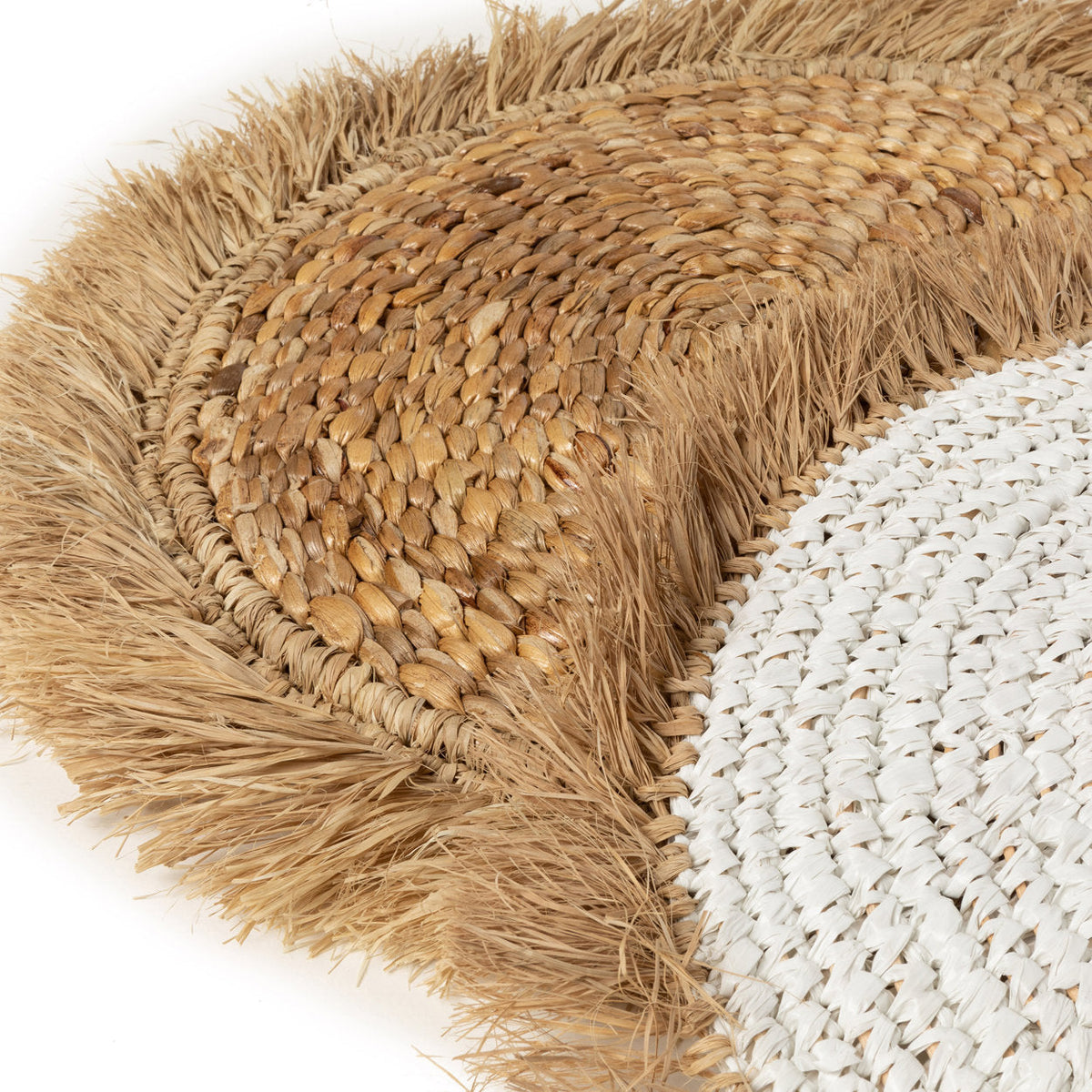 Die Wasserhyazinthe-Raffia-Tischunterlage Weiß Natur Bazar Bizar