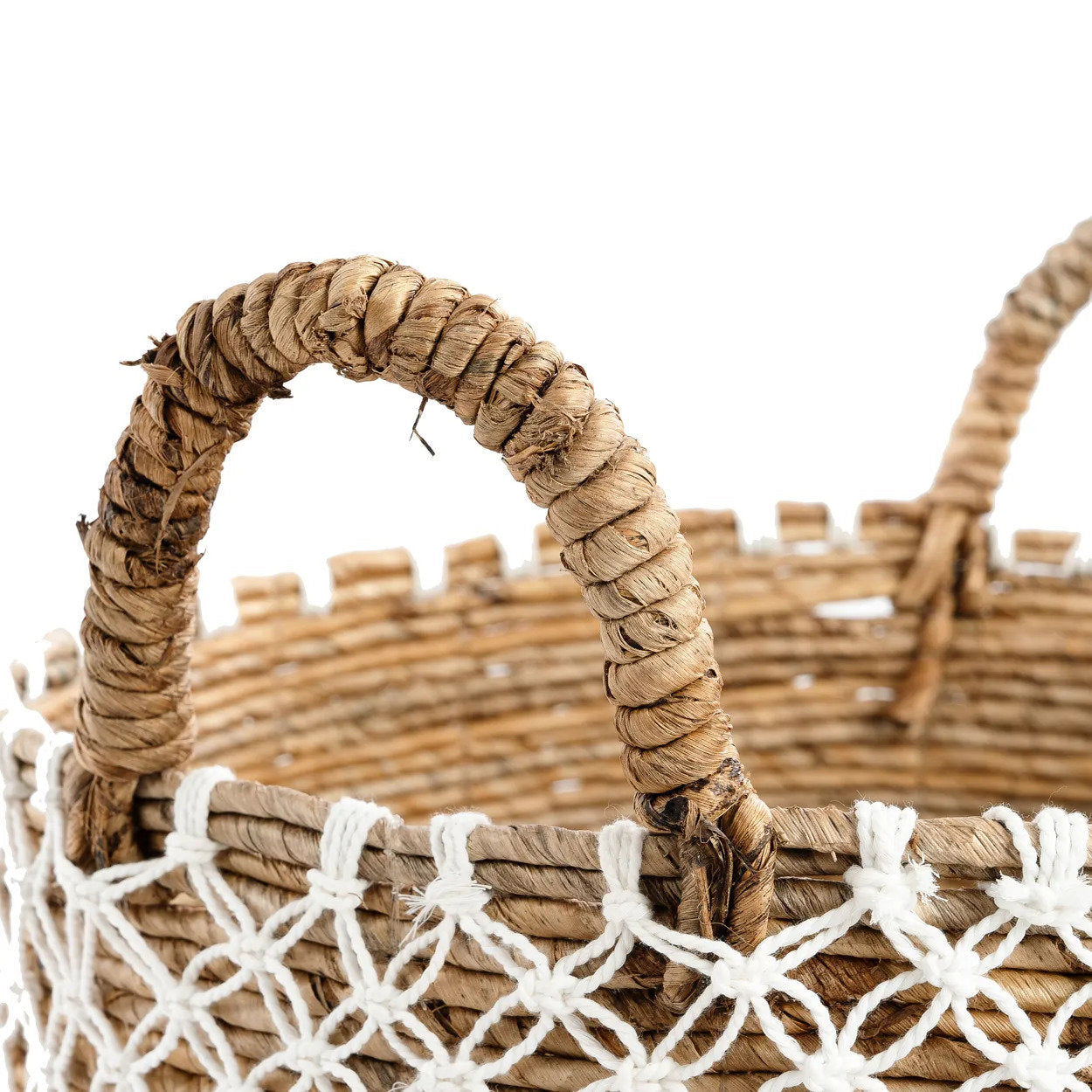 The Crossed Stitched Macrame Basket - Large
