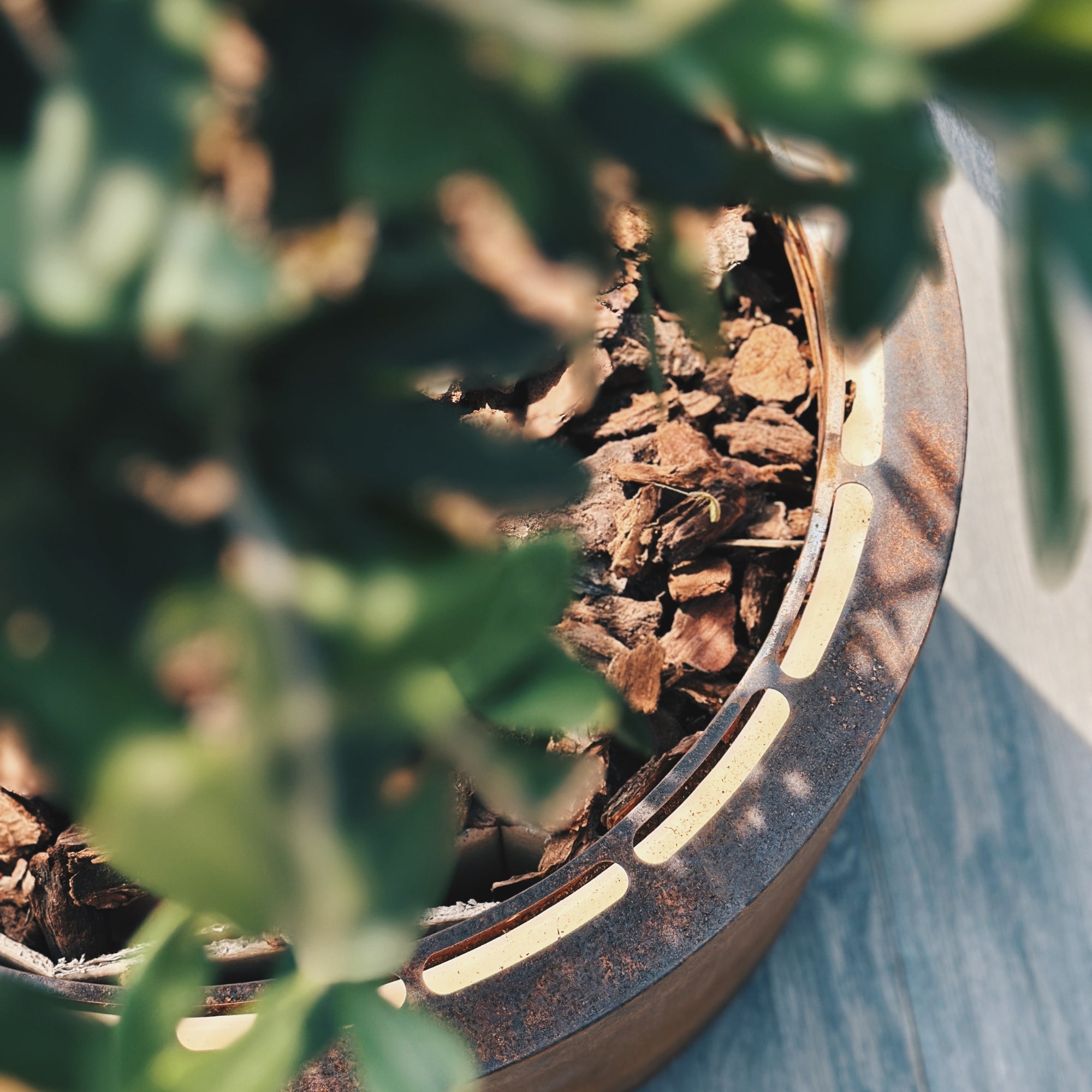 MAZU Tank Luxe LED Plantenpot Brons