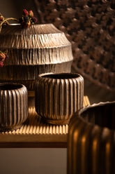 Cherith Bronze Round Ceramic Pot Ribbed M Dia28,5cmx26cm PTMD - Pot - PTMD - livinglovely.nl