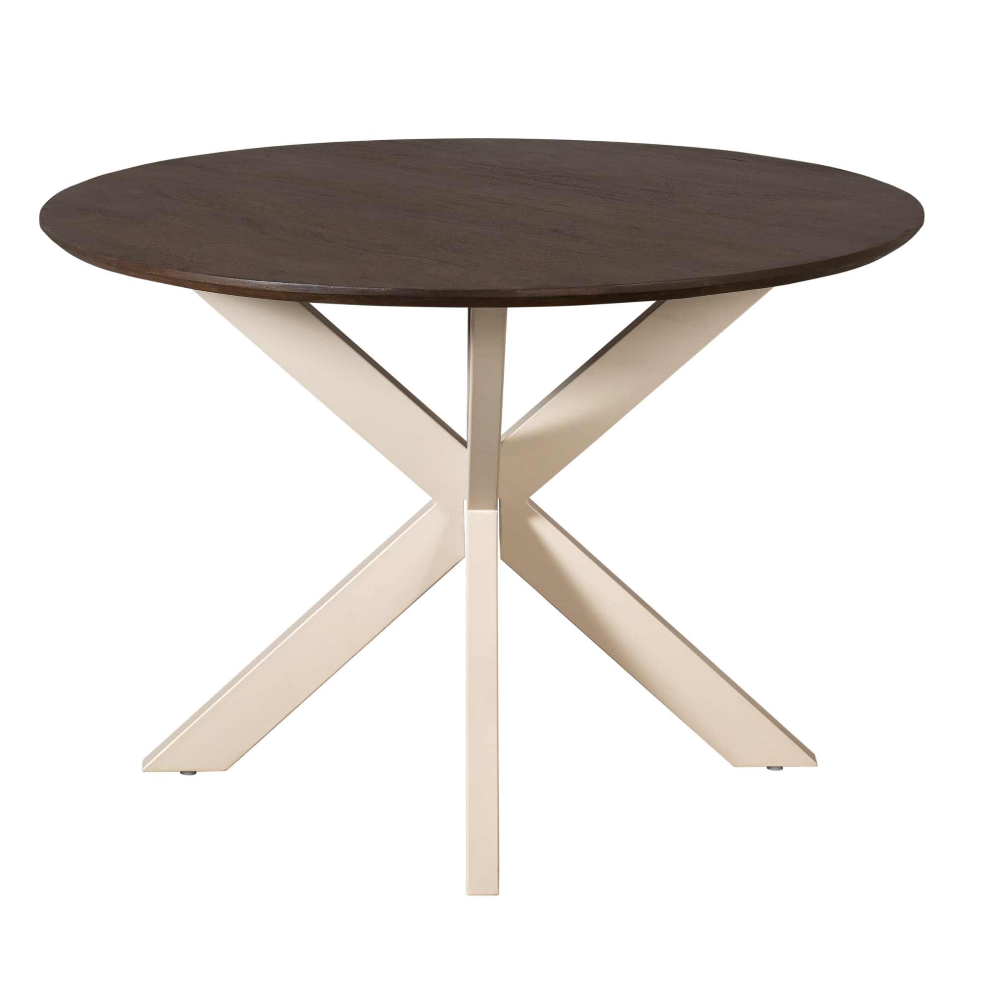 Eettafel Madison 110cm van Starfurn schuin van voren met het volledige ronde bruine tafelblad in beeld