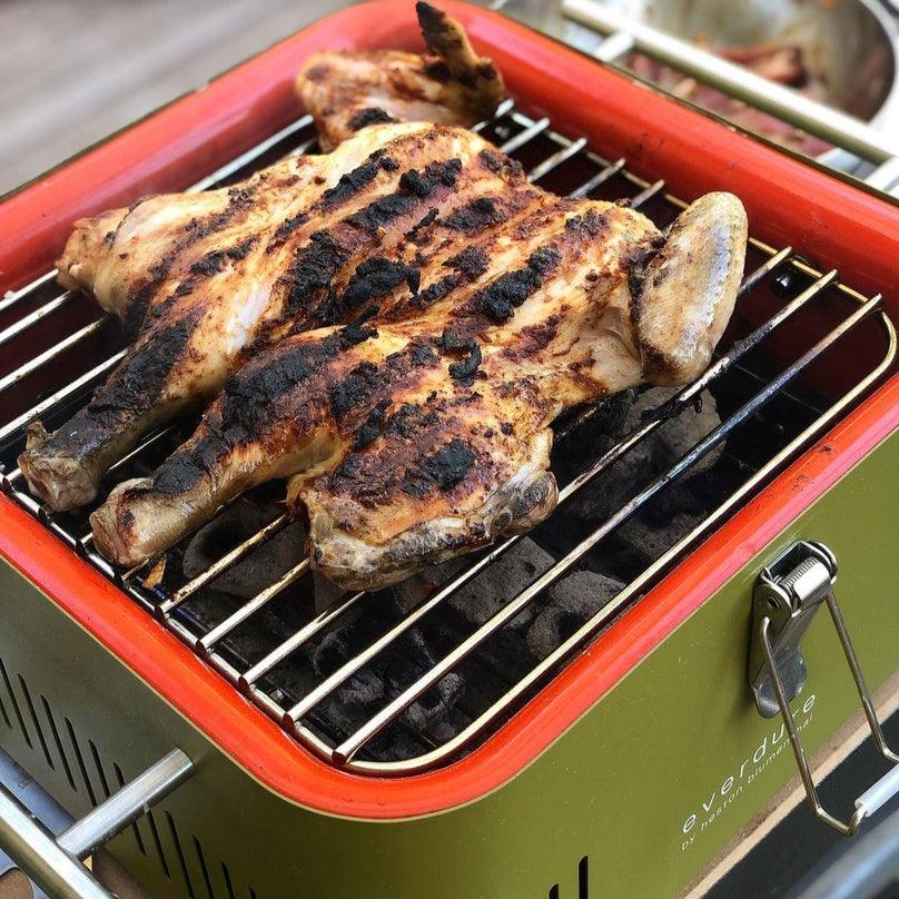 Everdure Cube Houtskool Barbecue Khaki - BBQ - Everdure - livinglovely.nl
