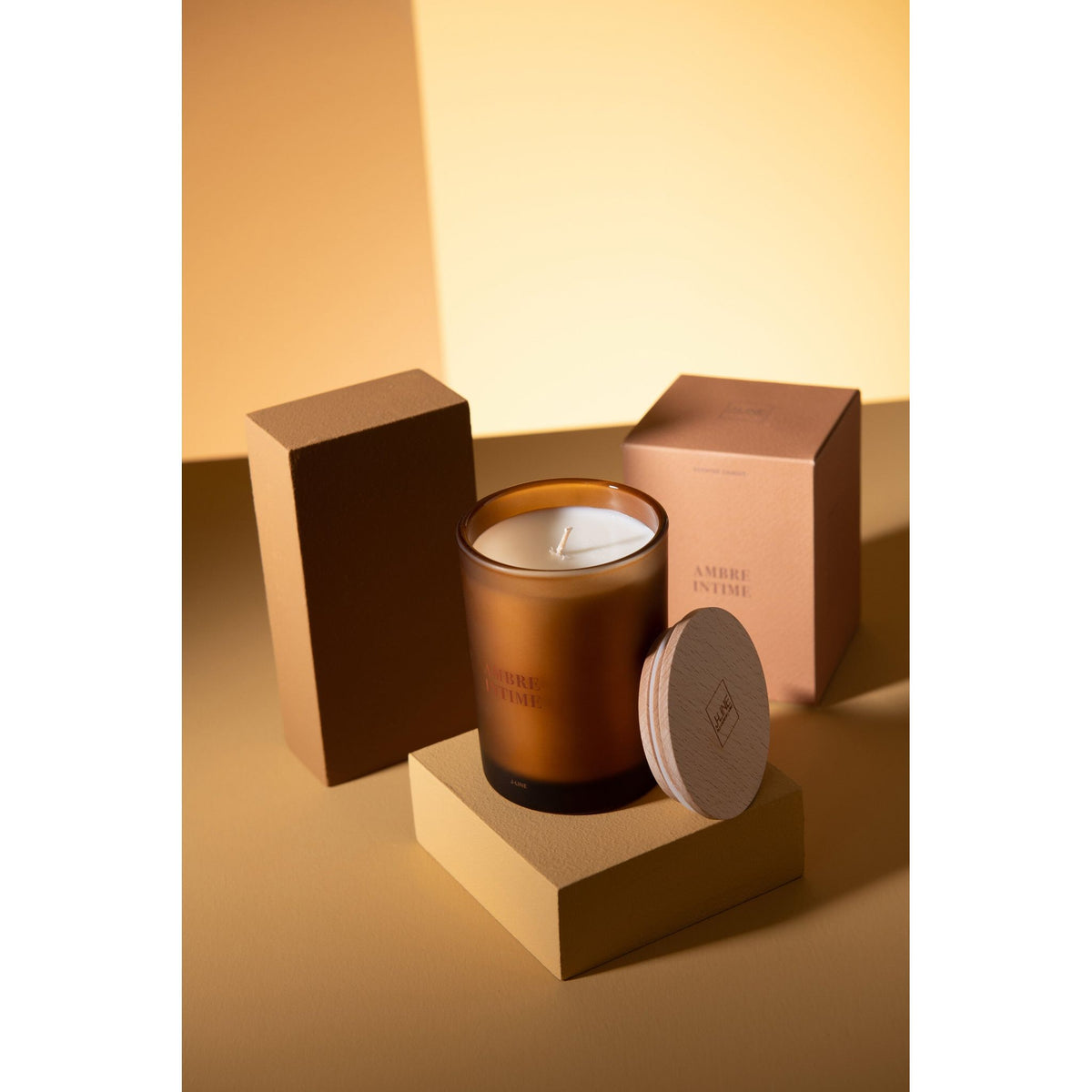 Geurkaars Accords Essentiels Ambre Intime 38 Uur