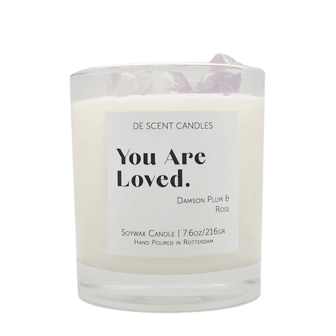 Geurkaars You Are Loved. Incl Spotify Playlist - Geurkaars - De Scent - livinglovely.nl