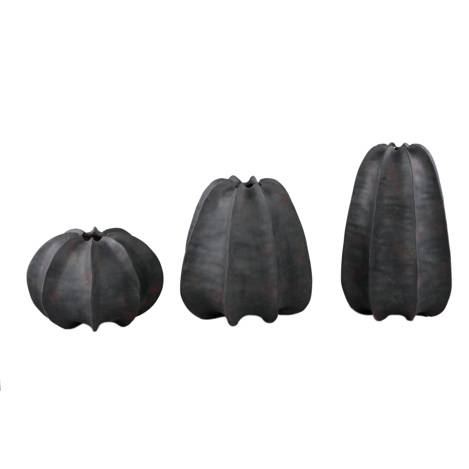 Grayson Black Ceramic Round Ribbed Vase Low Dia30cmxH22cm PTMD - Vaas - PTMD - livinglovely.nl