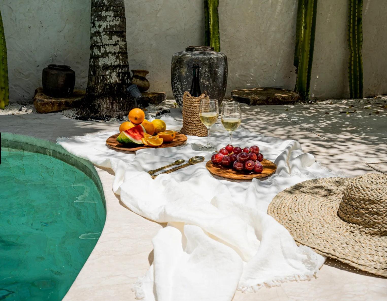 Het Linnen Tafelkleed - Wit - 150x200 - Tafelkleed - Bazar Bizar - livinglovely.nl