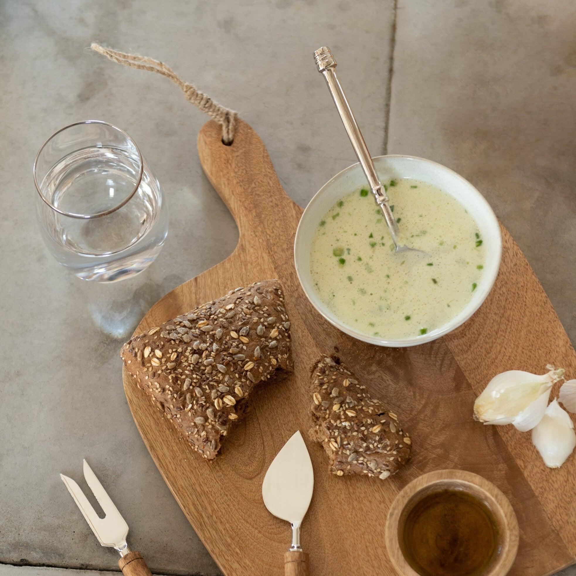 Kaasplank + Mes + Kom Mango Hout Naturel/Wit - Serveerplank - J-Line - livinglovely.nl