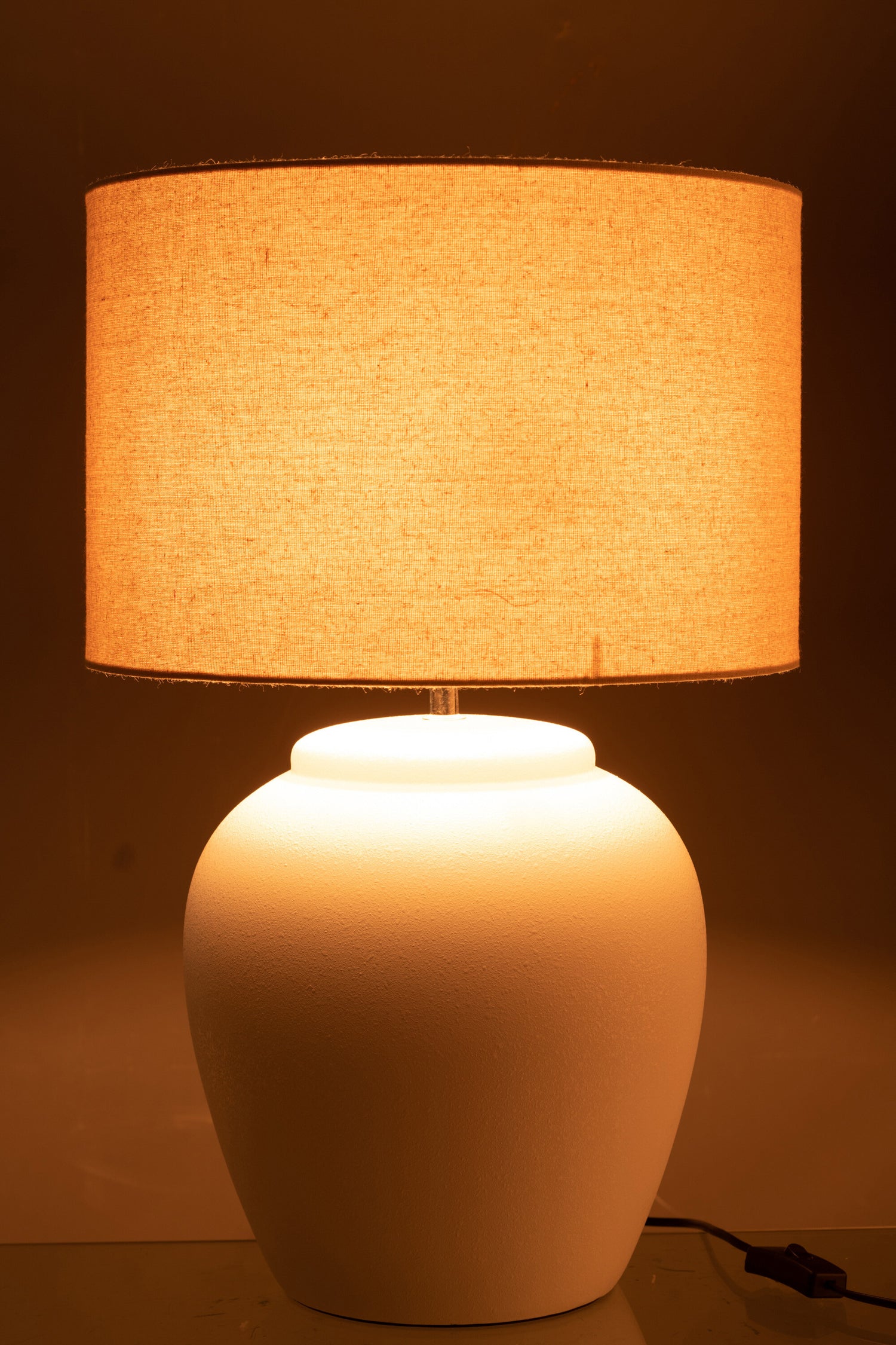 Lamp Meli + Kap Keramiek Linnen Wit Large - Tafellamp - J-Line - livinglovely.nl