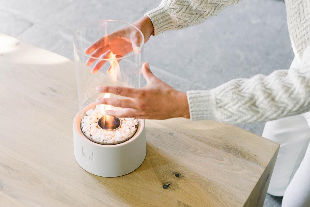 Leeff Stonefire White - Feuerstelle für draußen - LEEFF - livinglovely.co.uk