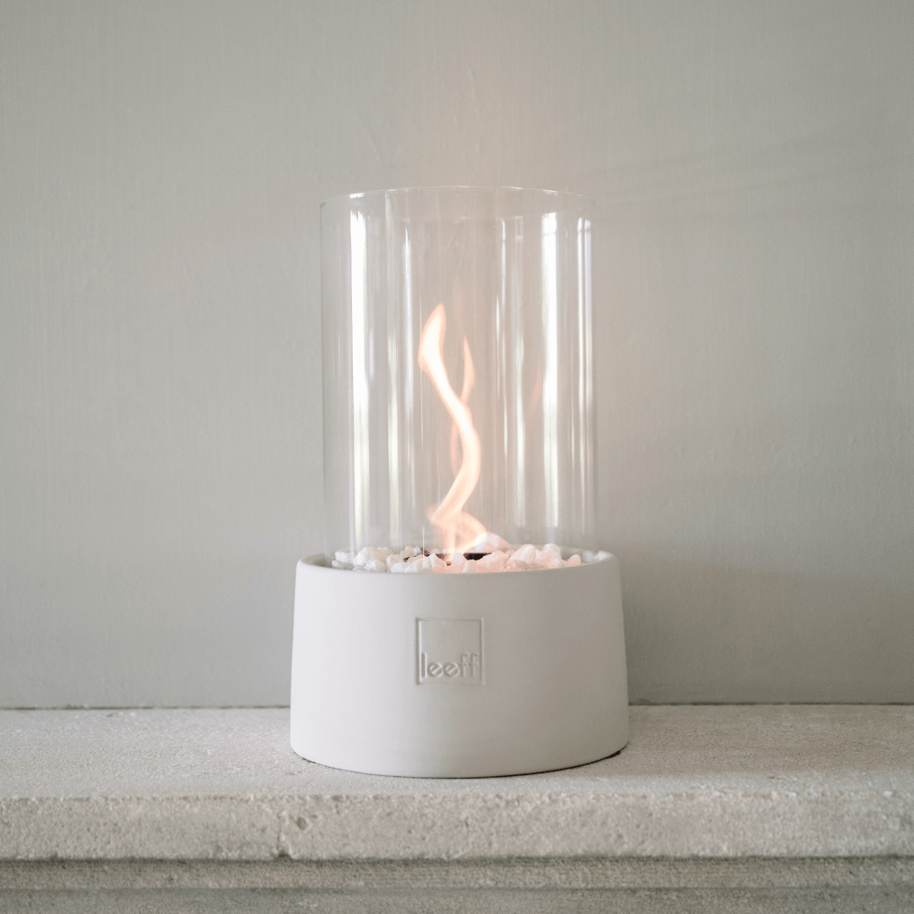 Leeff Stonefire White - Feuerstelle für draußen - LEEFF - livinglovely.co.uk