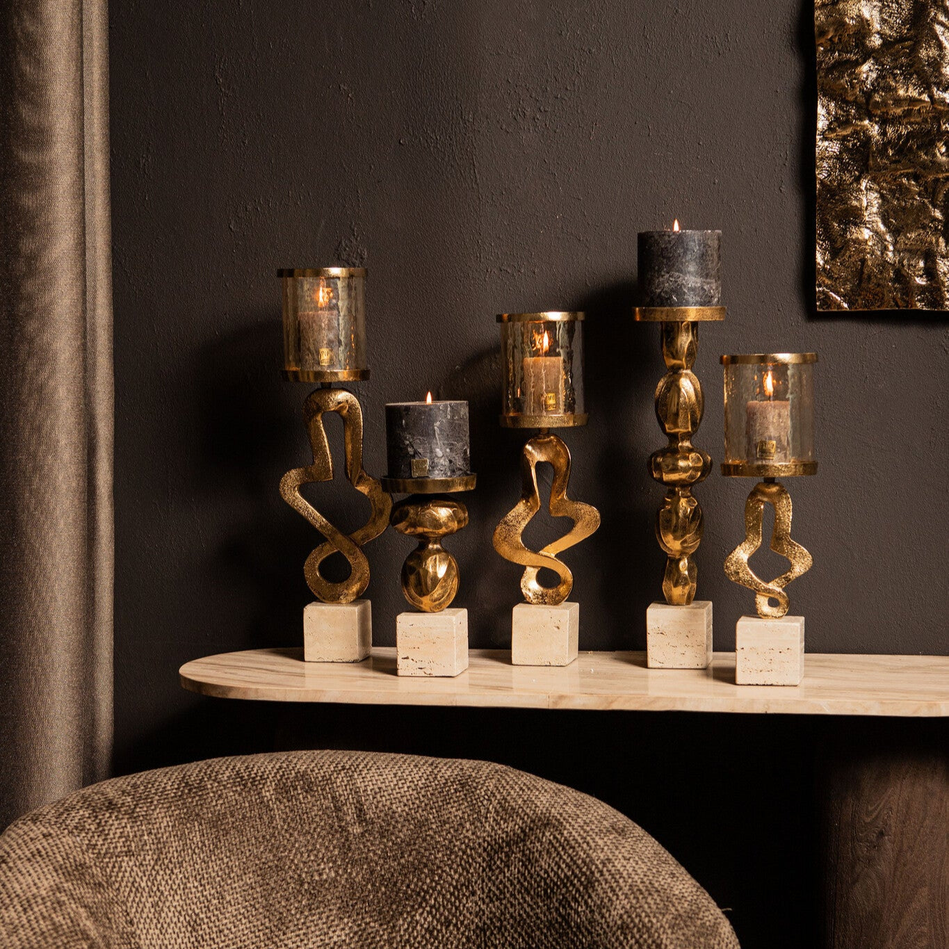 Malines Gold Casted Alu Candleholder On Base L PTMD - Kandelaar - PTMD - livinglovely.nl