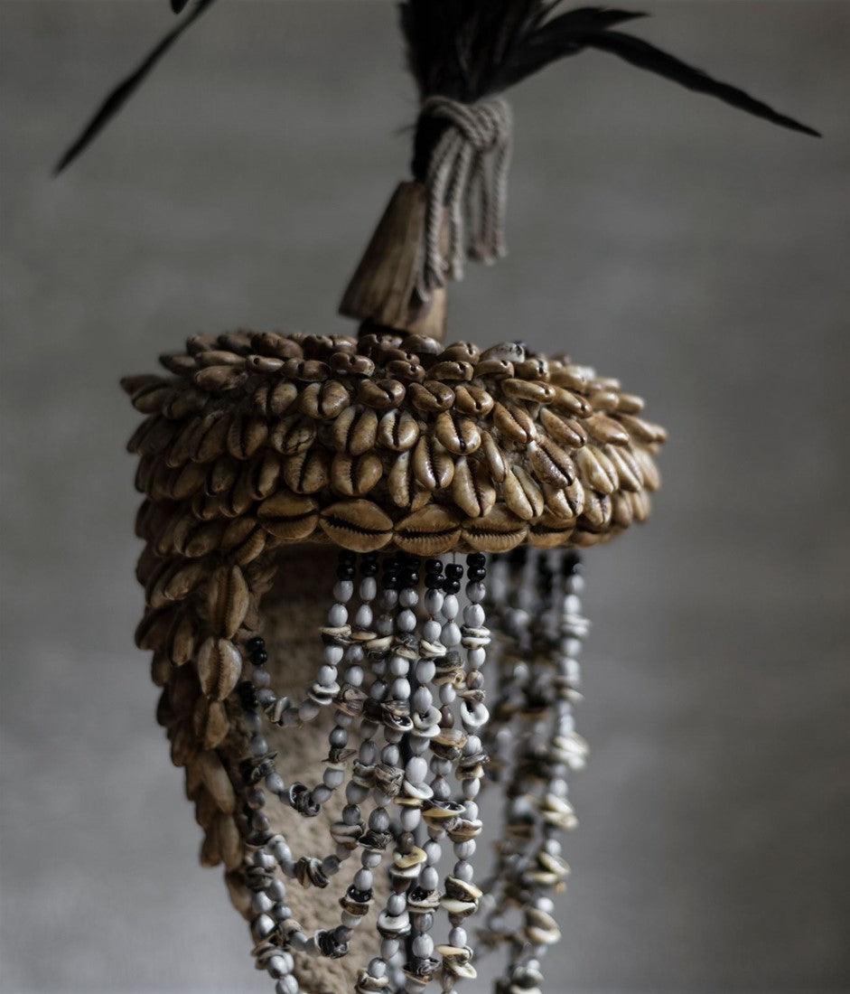 Must Living Balinese Helm met Schelpen en Veren - Ornament - MUST Living - livinglovely.nl