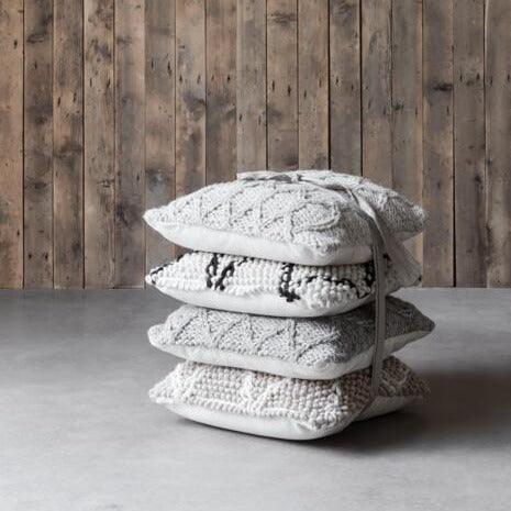 Must Living Kussen Dolomite - Kussen - MUST Living - livinglovely.nl