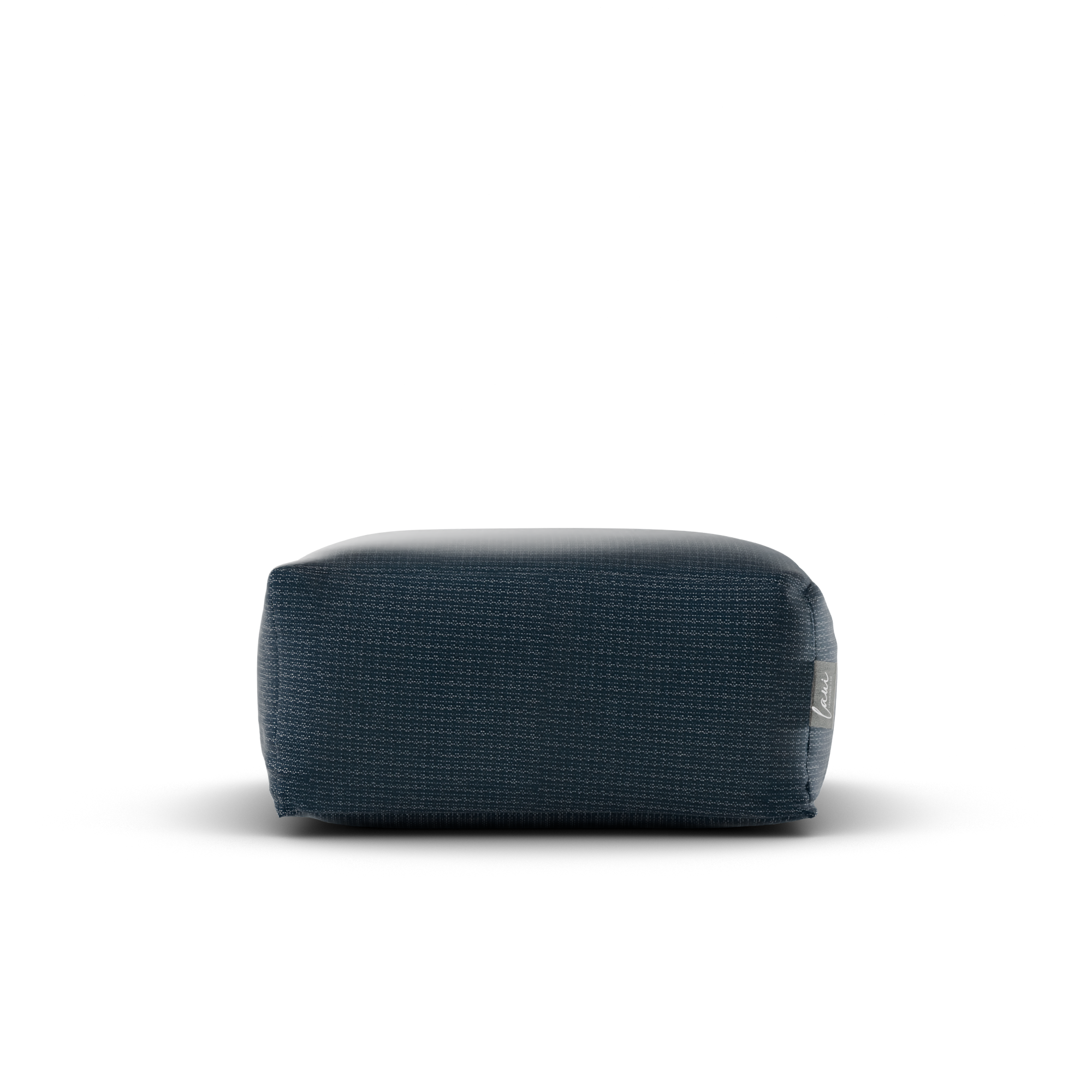 Vooraanzicht van de Original Square Pouf Marine, waterafstotende buitenpoef van Laui Lounge