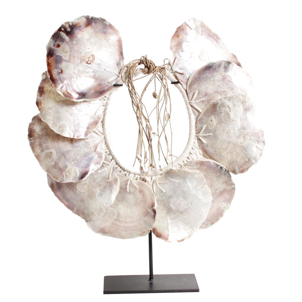 Ornament Indonesische Schelpenketting Desi Large - Pole To Pole - Ornament - Pole To Pole - livinglovely.nl