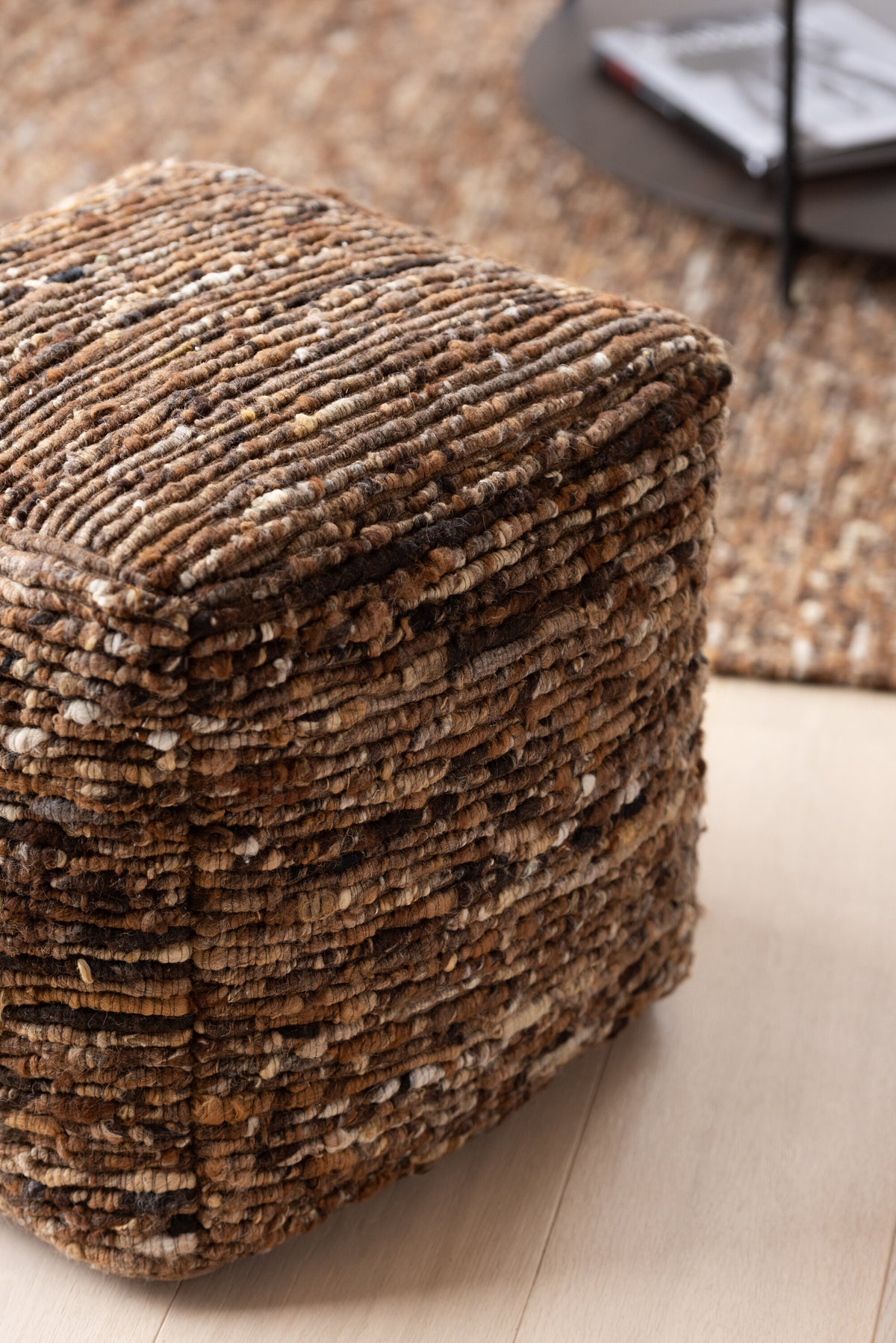 Poef Geweven Wol Bruin 45x45x45cm - Poef - J-Line - livinglovely.nl
