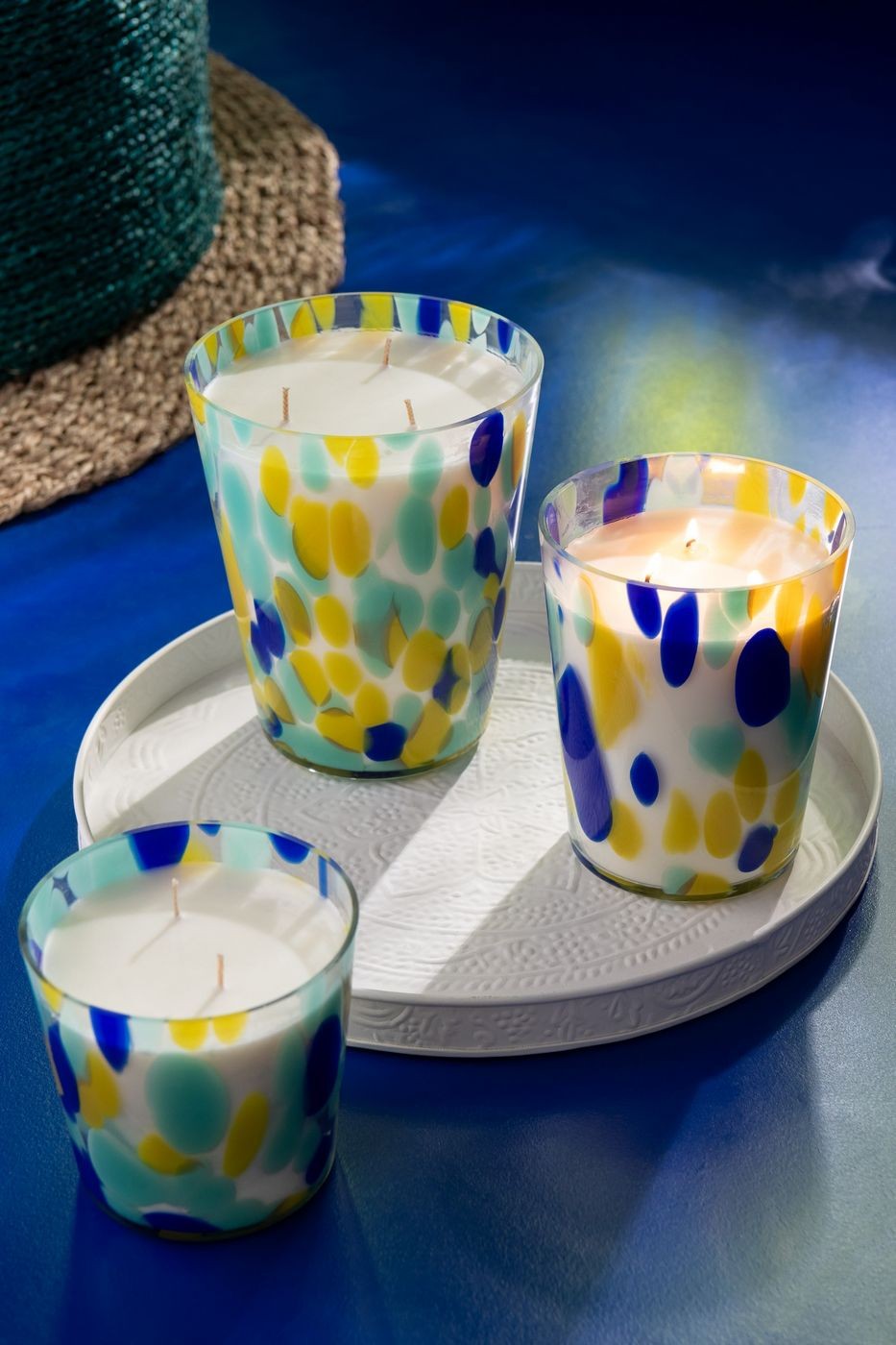 Scented Candle Noa Blue/Yellow Large - 95Hours - Geurkaars - J-Line - livinglovely.nl