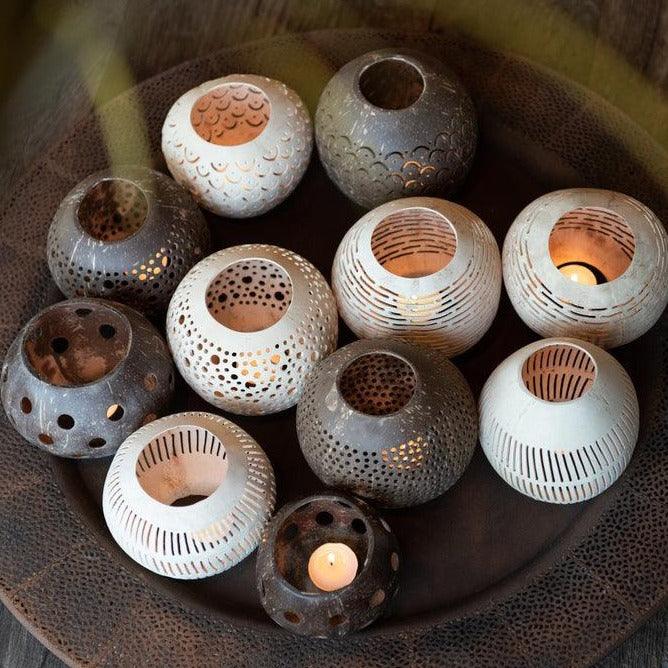 Theelichthouder Kokosnoot Gaatjes Naturel Set van 2 - Theelichthouder - J-Line - livinglovely.nl
