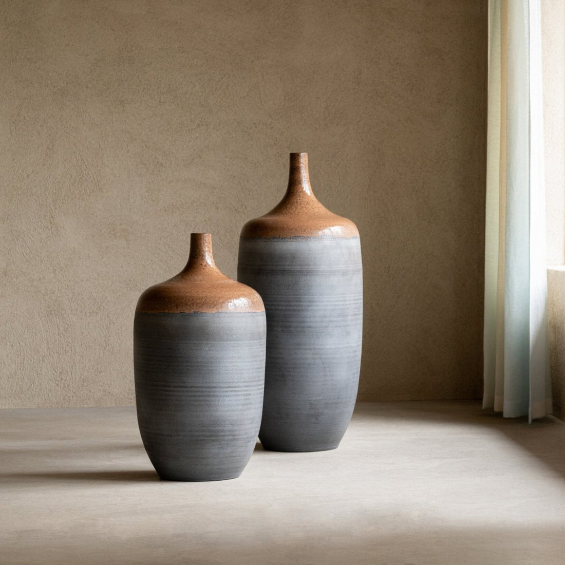 Bodenvase Flasche Keramik Karamell/Graublau Large J-Line