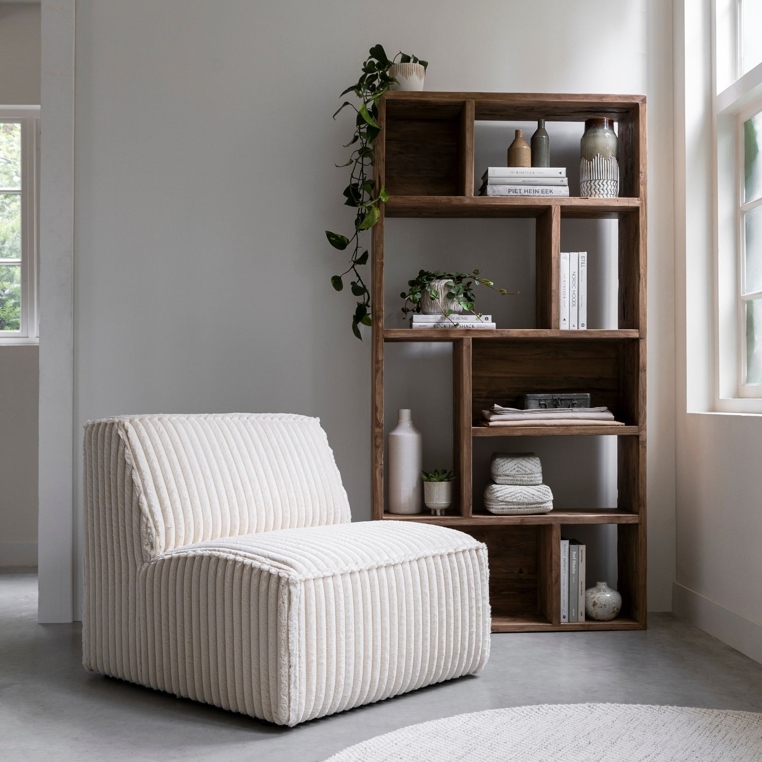 MUST Living Gallery Boekenrek