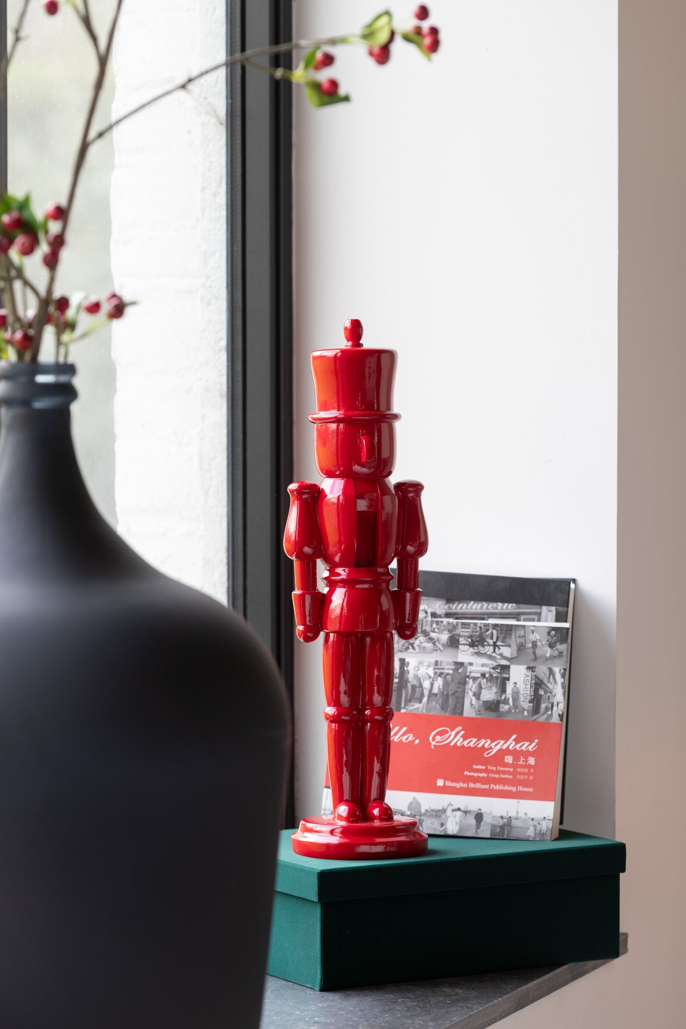 Notenkraker Resine Blinkend Rood Medium Set van 2 H39,5cm j-line