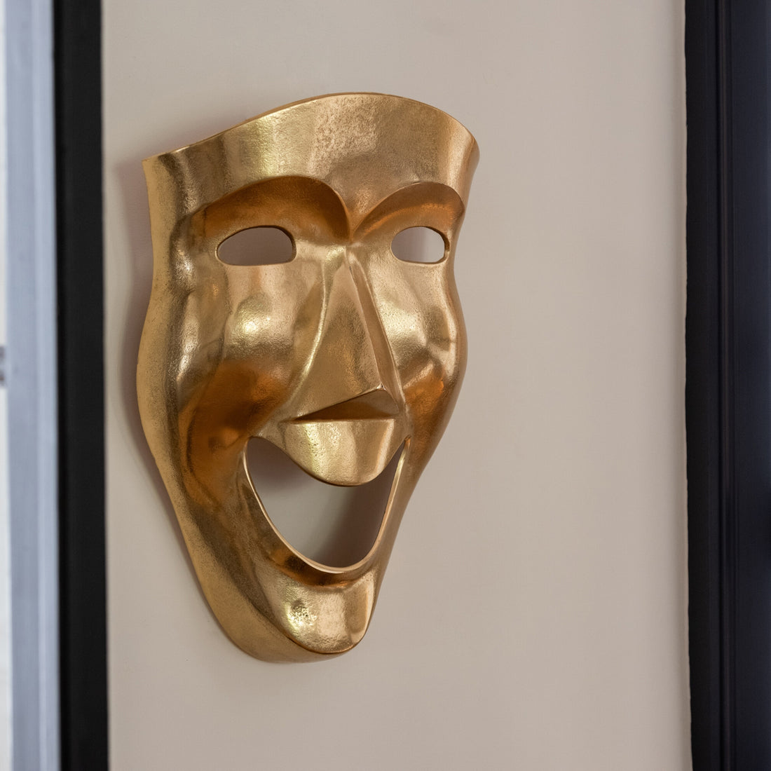 Wanddecoratie Abstract Masker Aluminium Goud Large J-Line