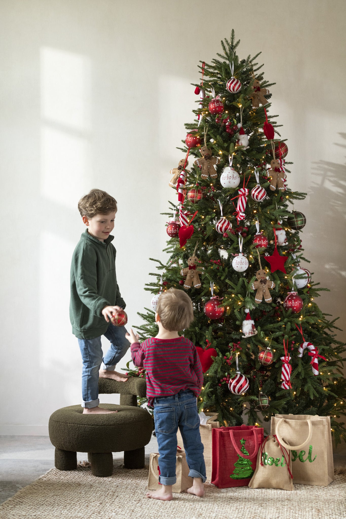 Kerstboom+Led Lichtjes Extra Plastiek Groen H225cm J-Line