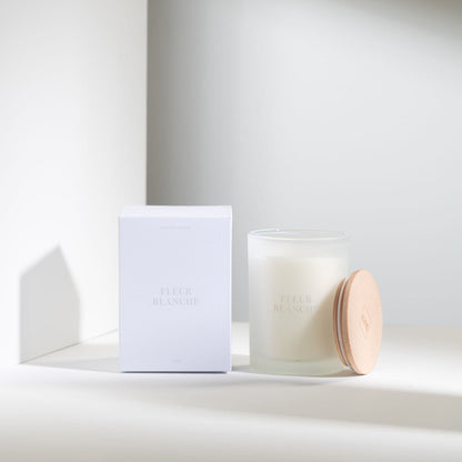 Geurkaars Accords Essentiels Fleur Blanche 38 Uur