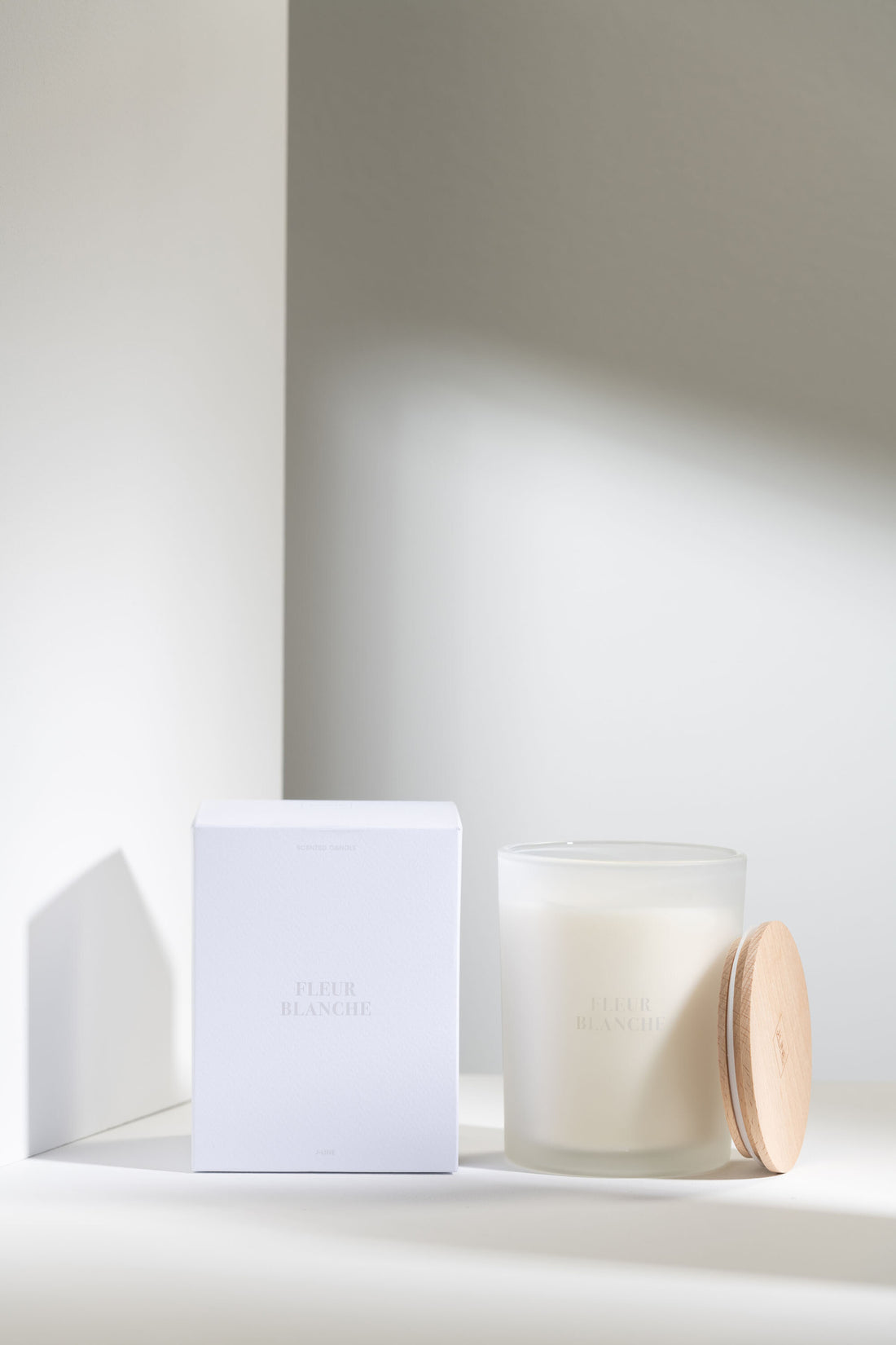 Geurkaars Accords Essentiels Fleur Blanche 52 Uur