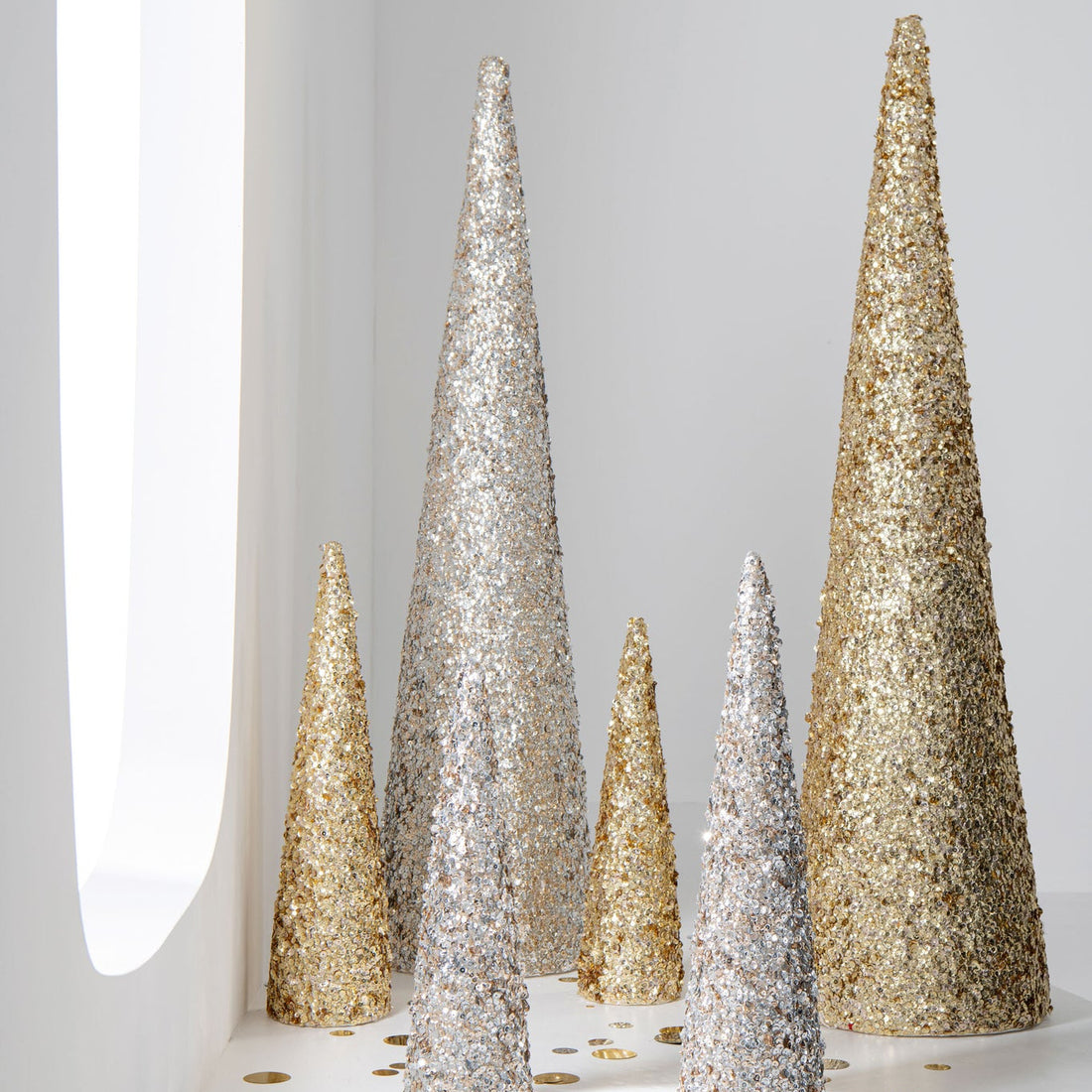 Kegel Pailletten Schuim Goudkleurig Large H120cm J-Line