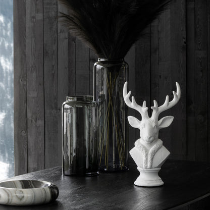 Hert Polyresin Wit Small J-Line