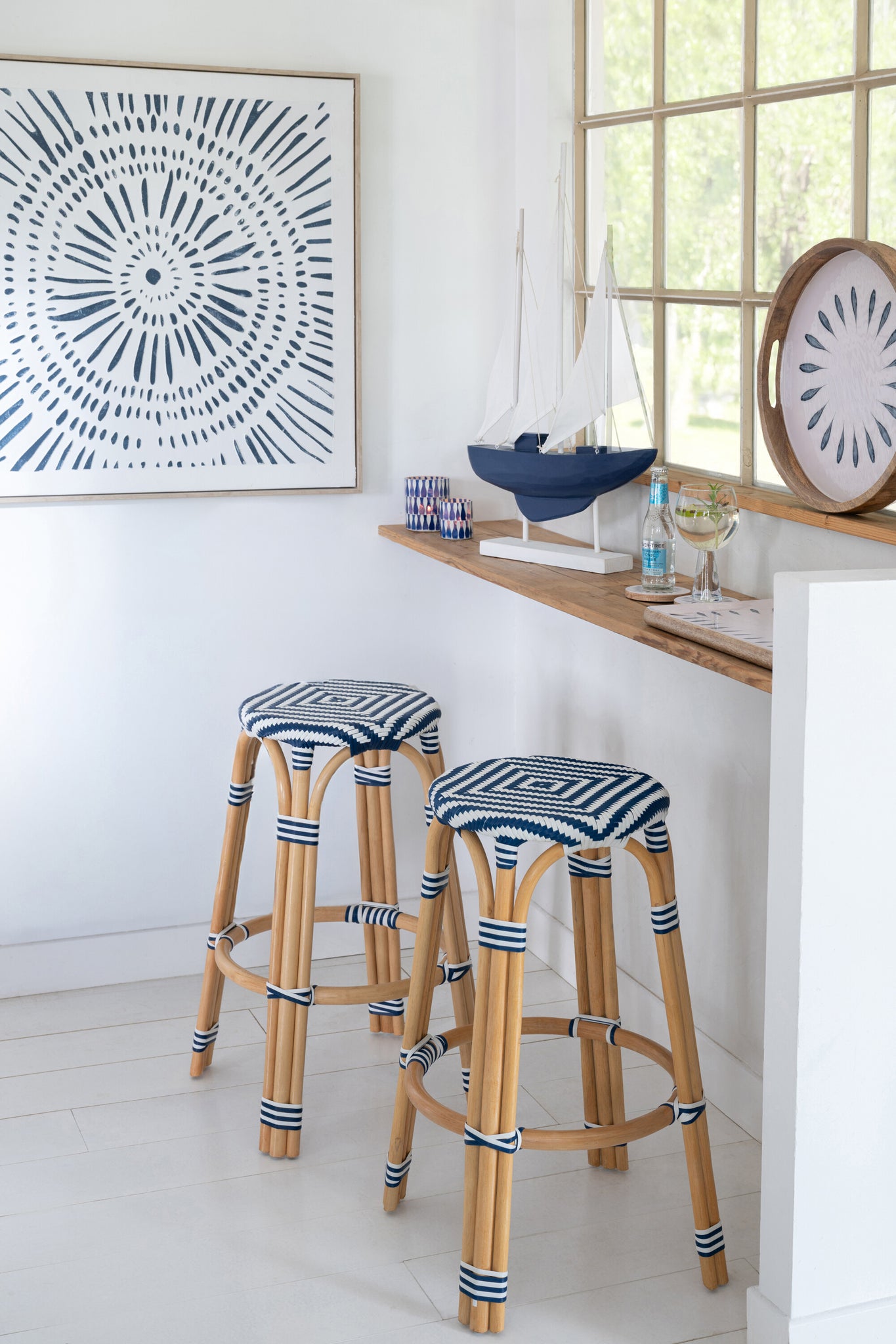 Outdoor Barkruk Geo Rond Rotan Blauw/Wit J-Line