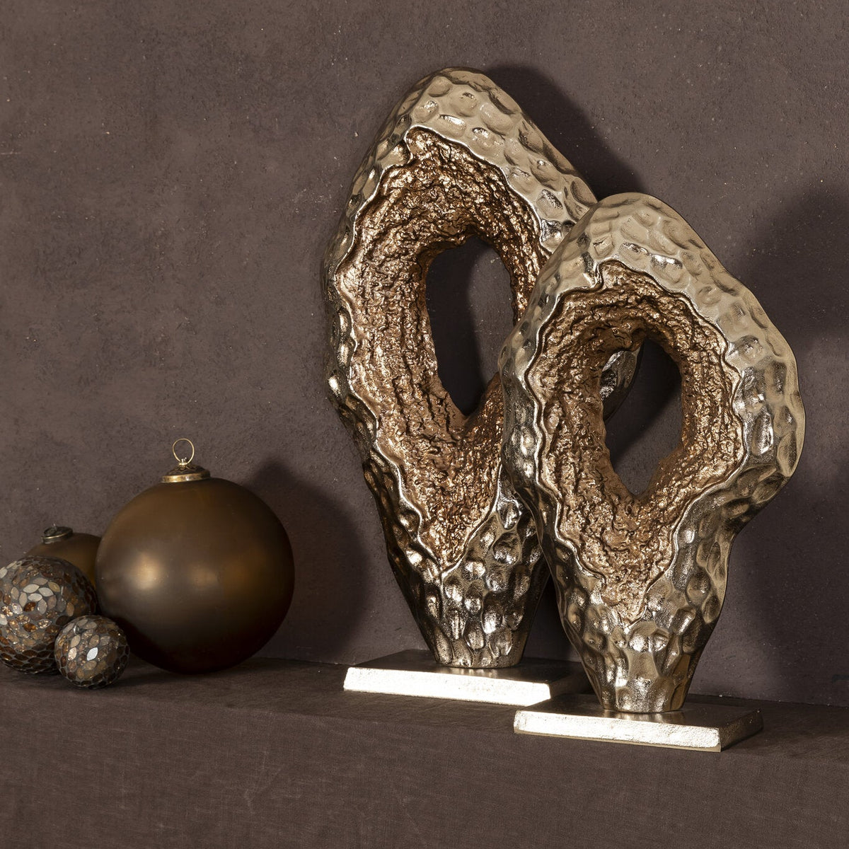 Coolan Gegossene Aluminiumfigur Oval L PTMD