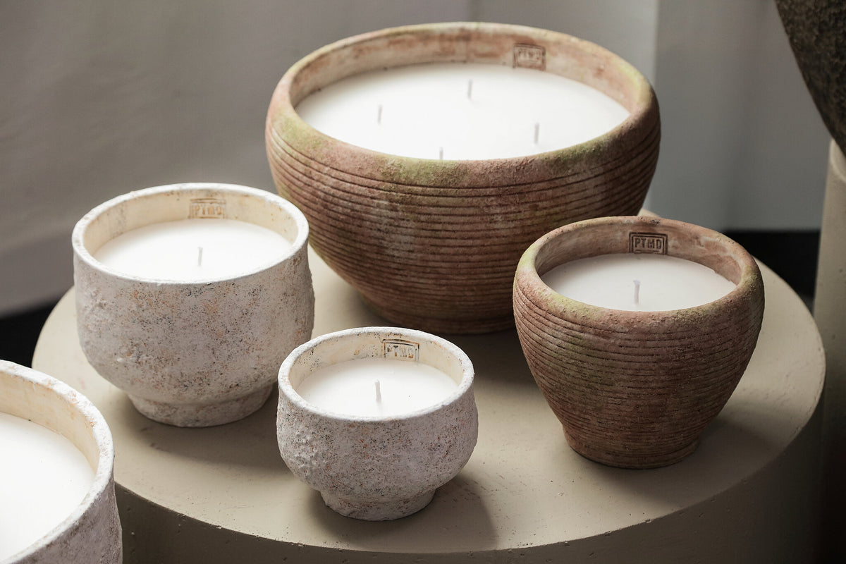 Outdoor Kaars Haily Wit Cement Op Voet Medium PTMD