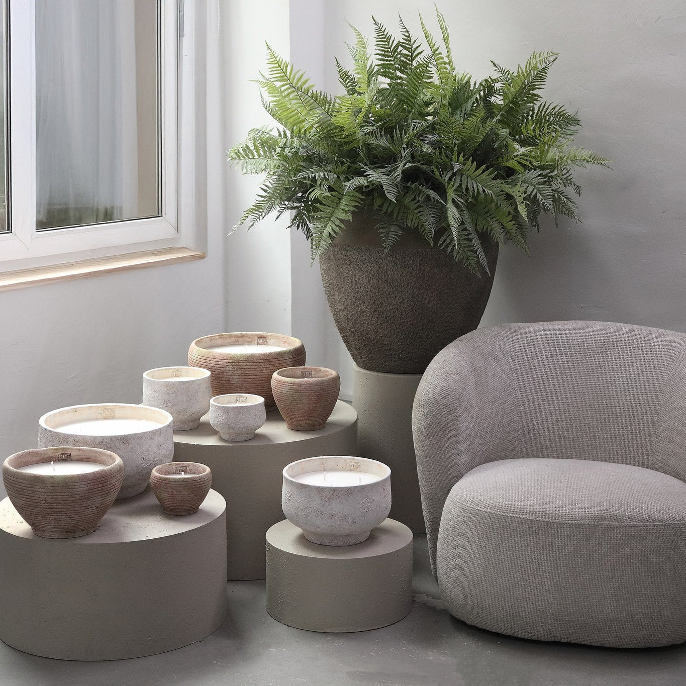 Outdoor Kaars Elora Bruin Cement Ribbel Large PTMD