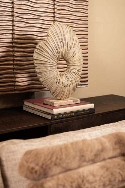 Vija Beige Casted Alu Organic Open Statue L PTMD