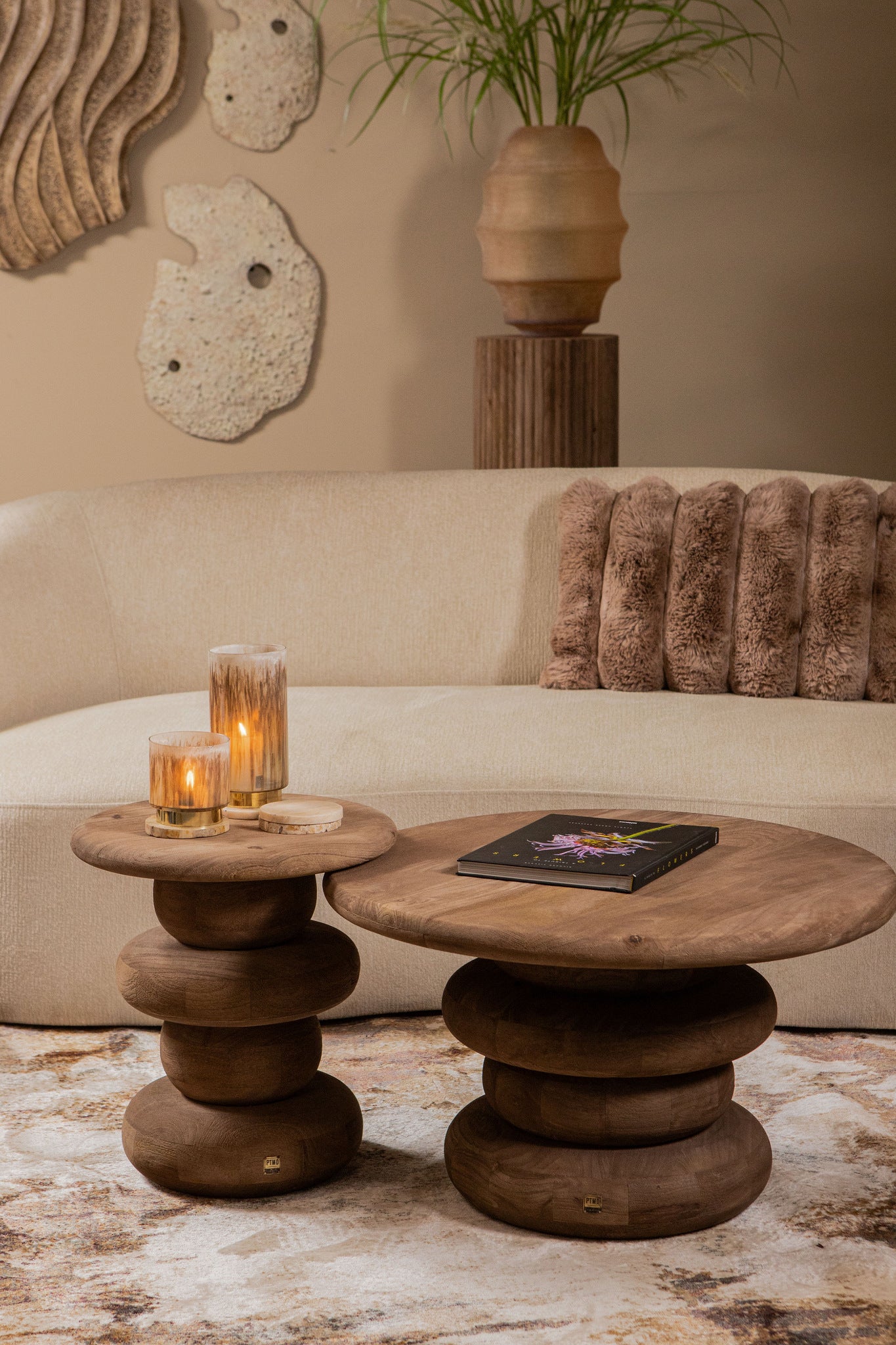 Ronde Sidetable Keven Geribbeld Mangohout Naturel PTMD