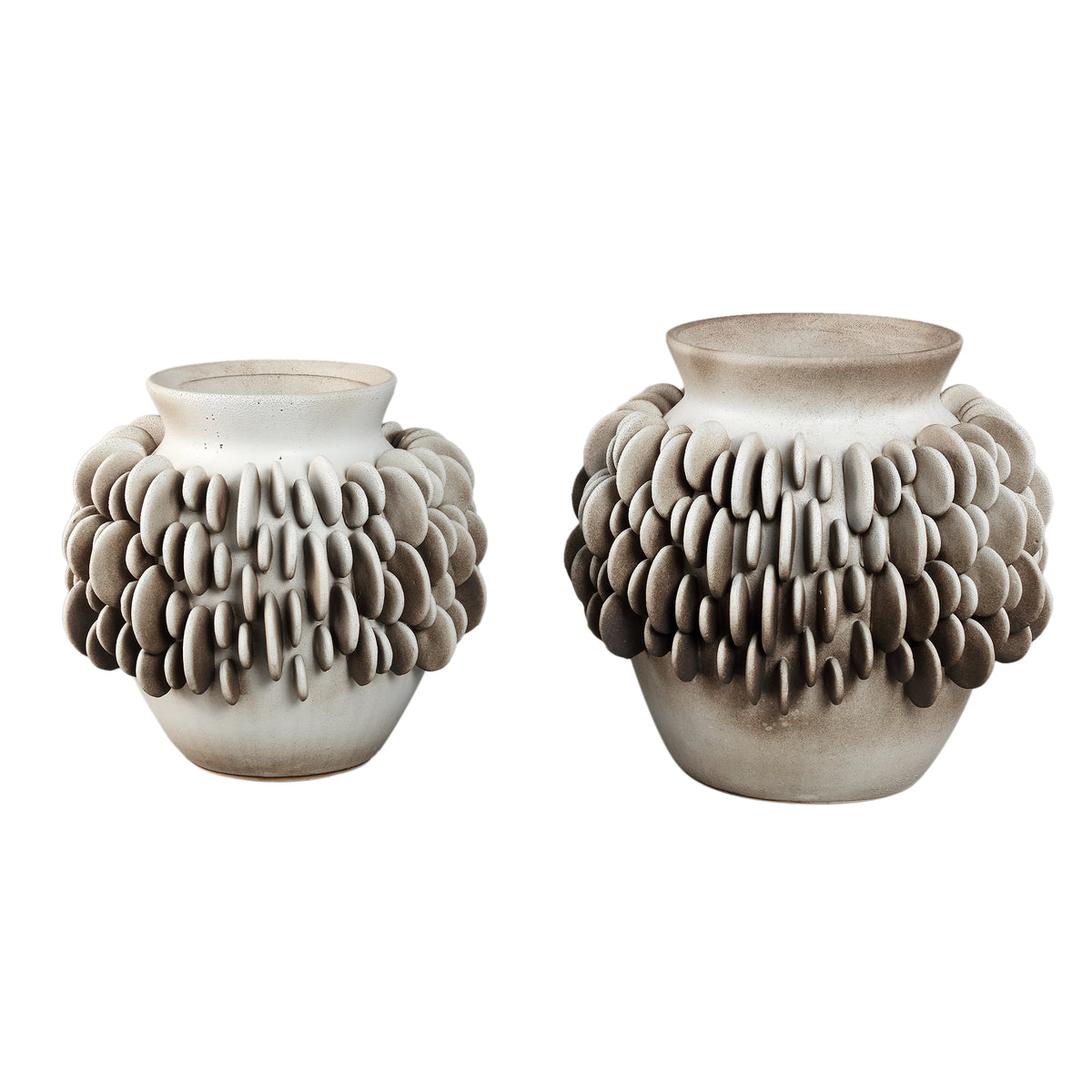 Wina Beige Ceramic Vase With Round Scales Low Small PTMD