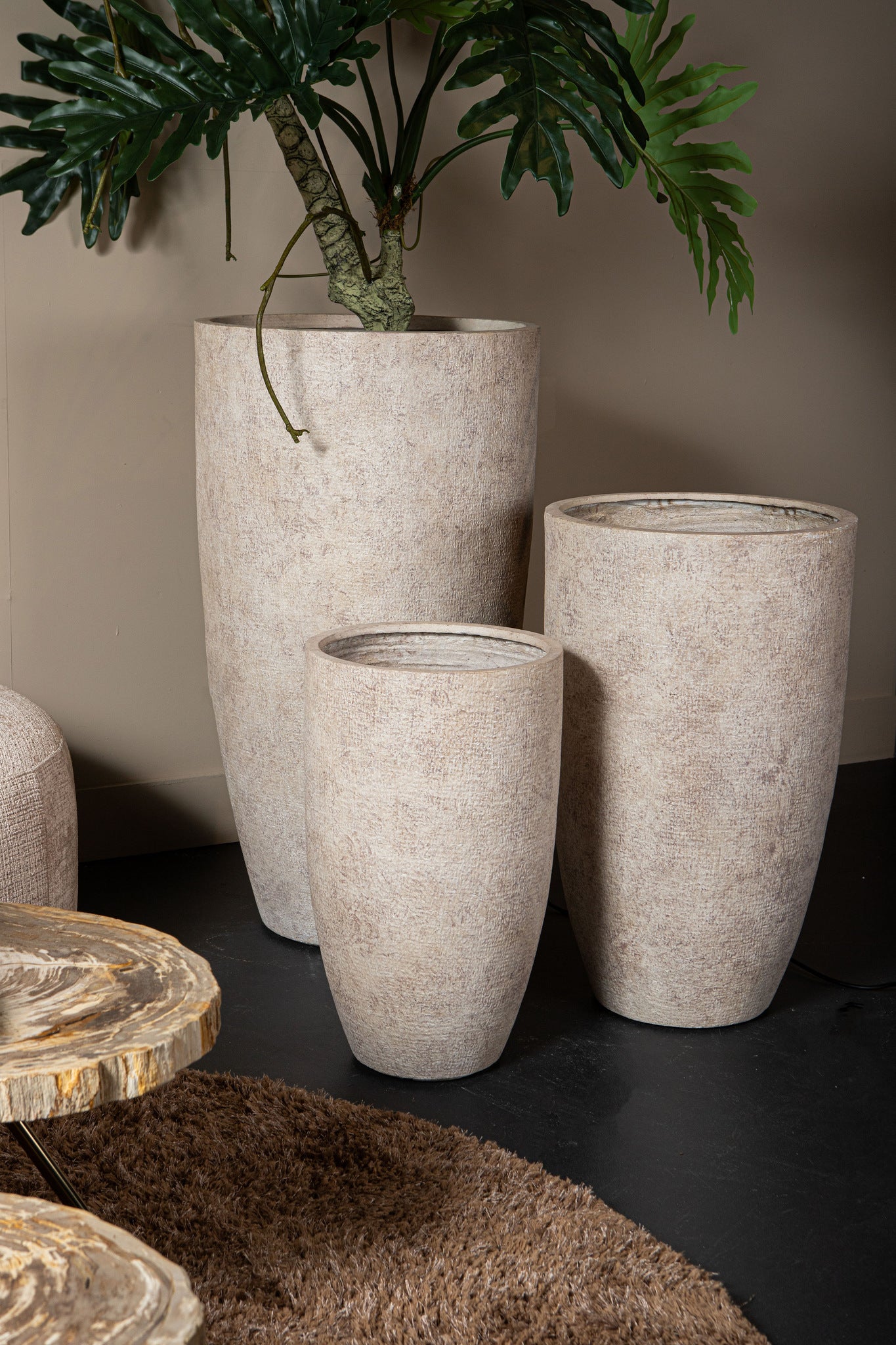 Salah Beige GRC Antique Rough Pot Round High SV3 PTMD