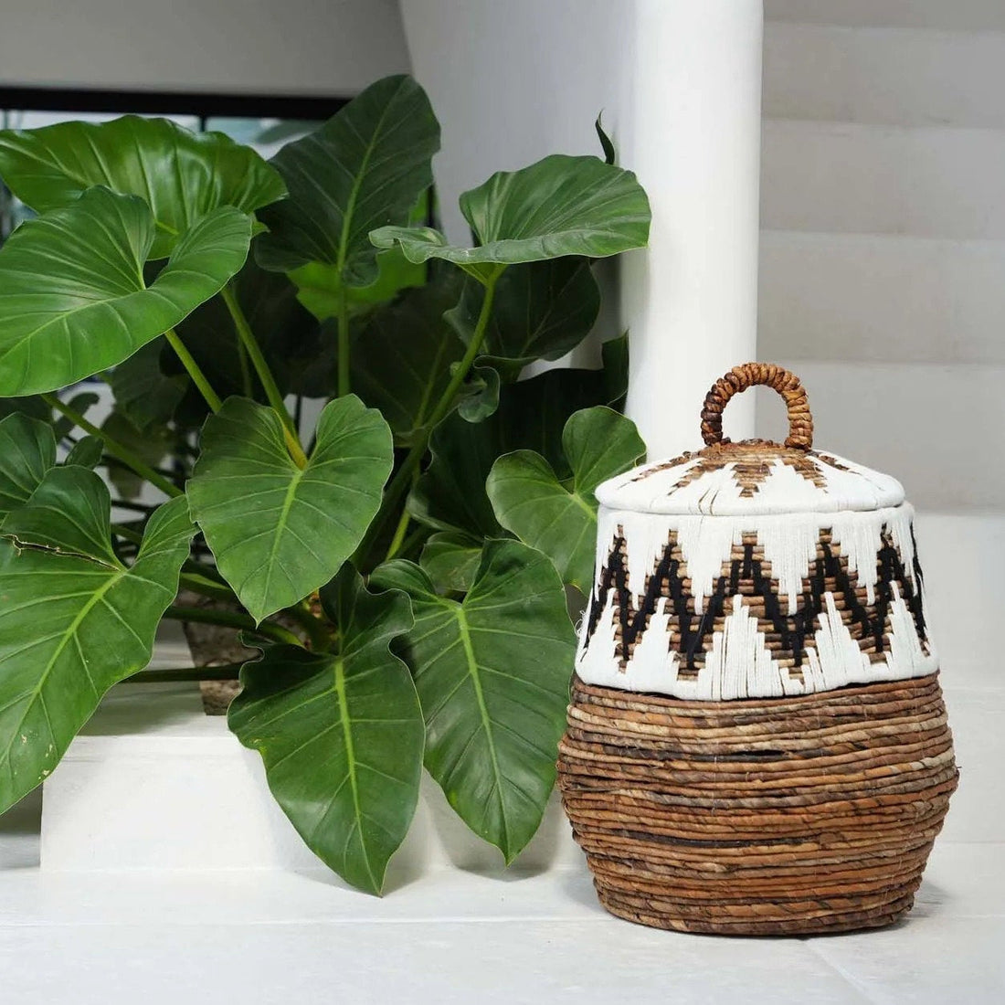 De Little Bay Beach Mand Naturel Wit Medium Bazar Bizar