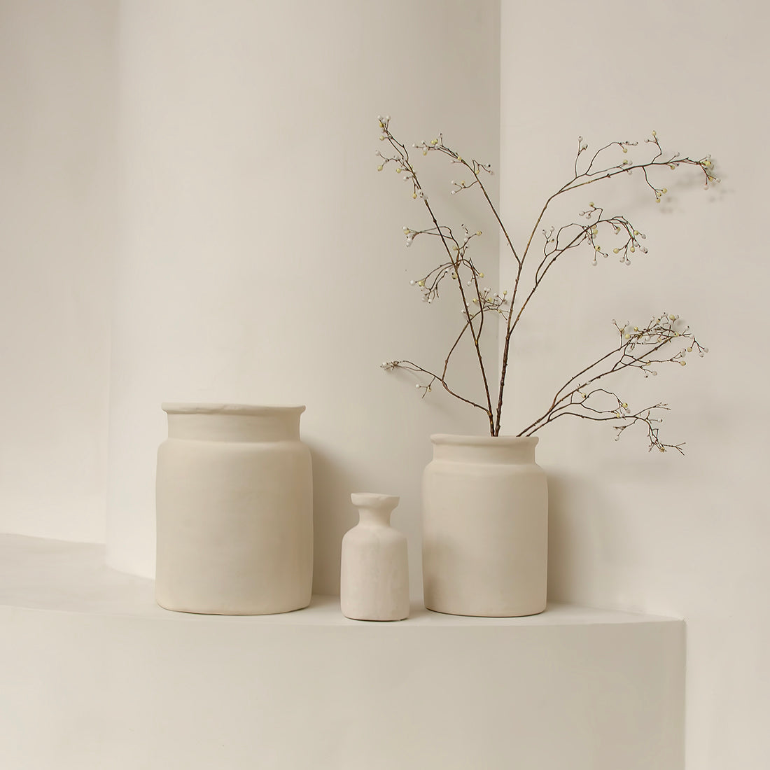 Chalk Dekorative Vase Mandore Medium Rohstoffe