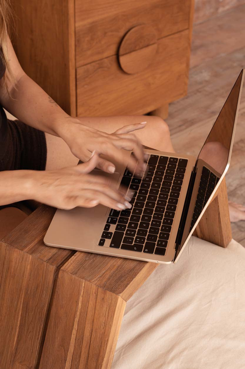 Der Ashley Cocoon Laptoptisch Natürlich Bazar Bizarr